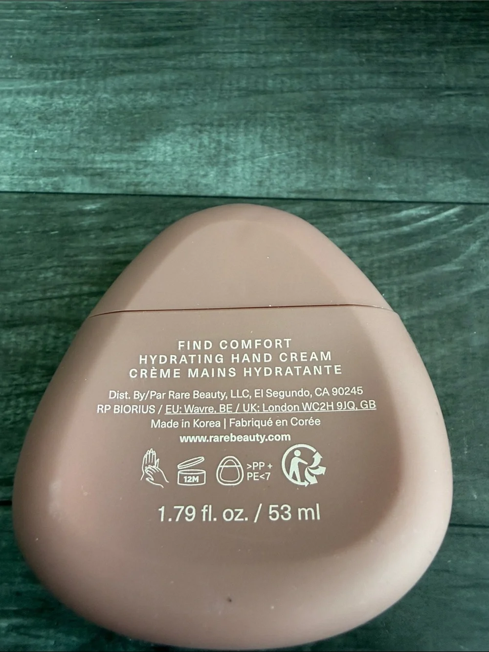 Rare Beauty Find Comfort Hand Cream - Mauve